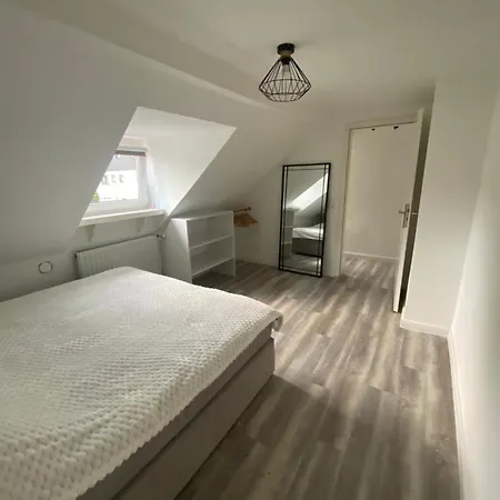 Schoene Am Phoenix See Apartamento *